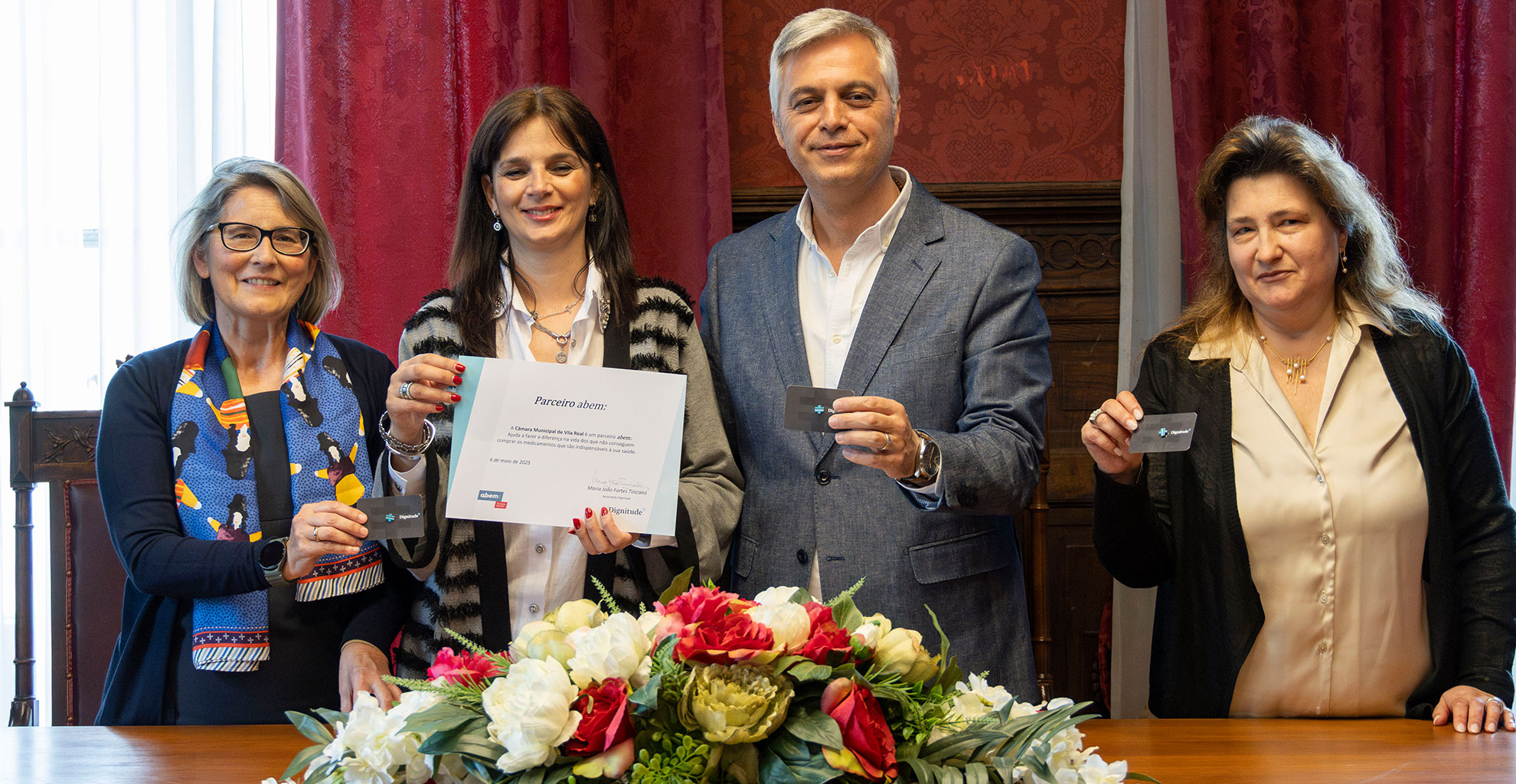 MUNICÍPIO CELEBRA PROTOCOLOS COM A ASSOCIAÇÃO DIGNITUDE E A ASSOCIAÇÃO NACIONAL DE FARMÁCIAS